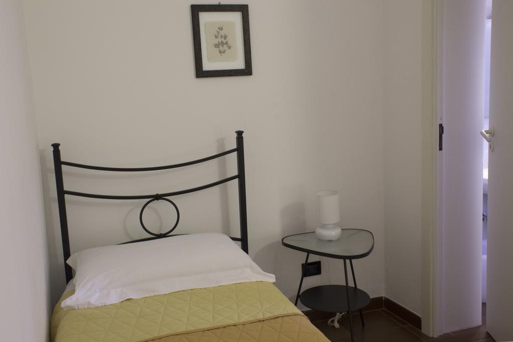 Villa Apollonia B&B Монополи Номер фото