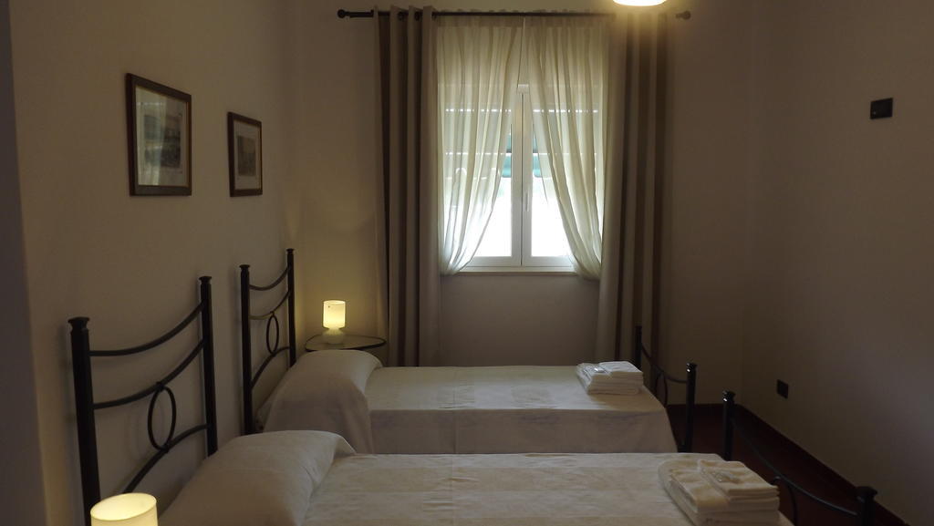 Villa Apollonia B&B Монополи Экстерьер фото