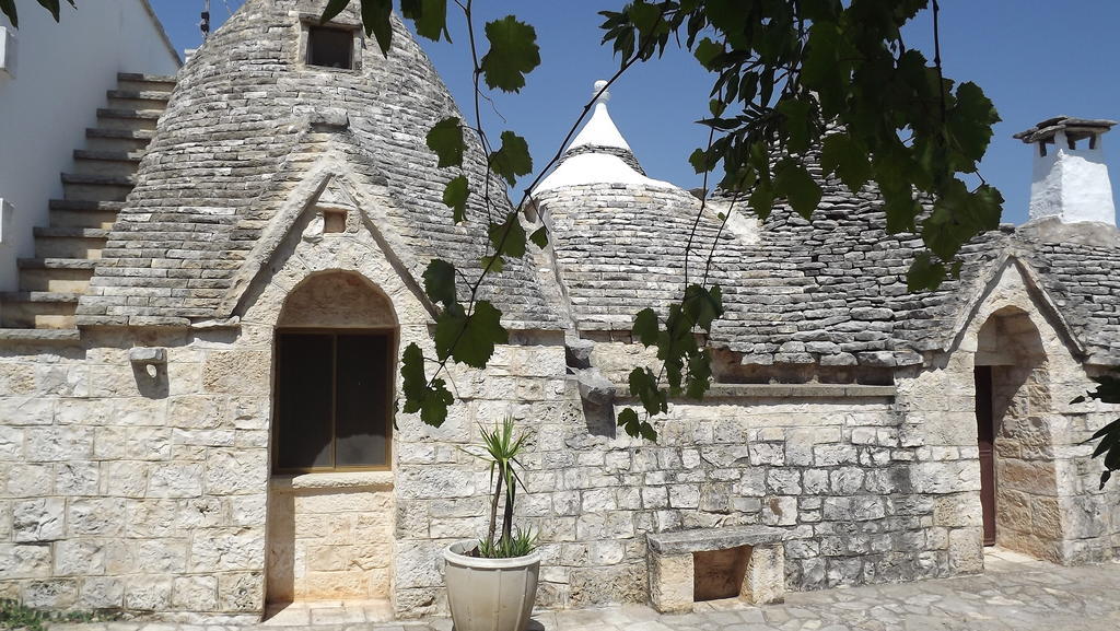 Villa Apollonia B&B Монополи Экстерьер фото