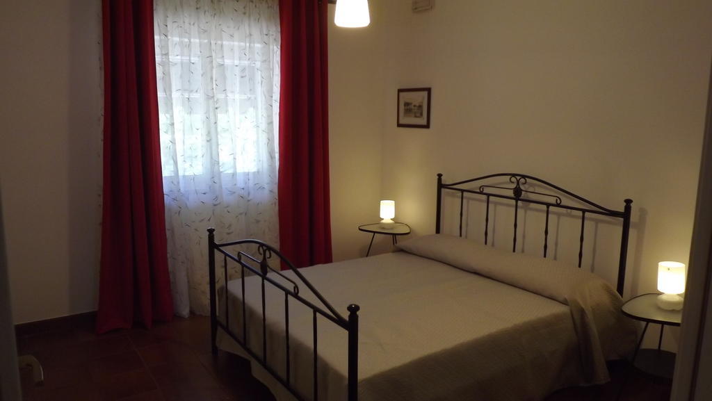 Villa Apollonia B&B Монополи Номер фото
